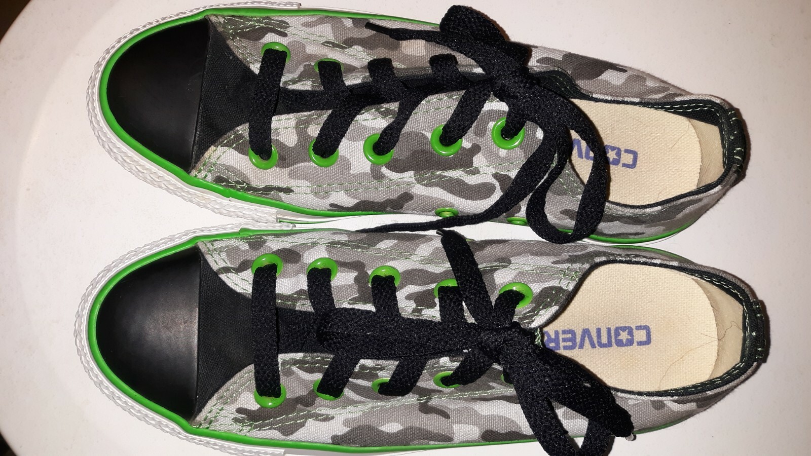 Converse Unisex Camo Low Top Sneakers Green Black Size M4 W6-image