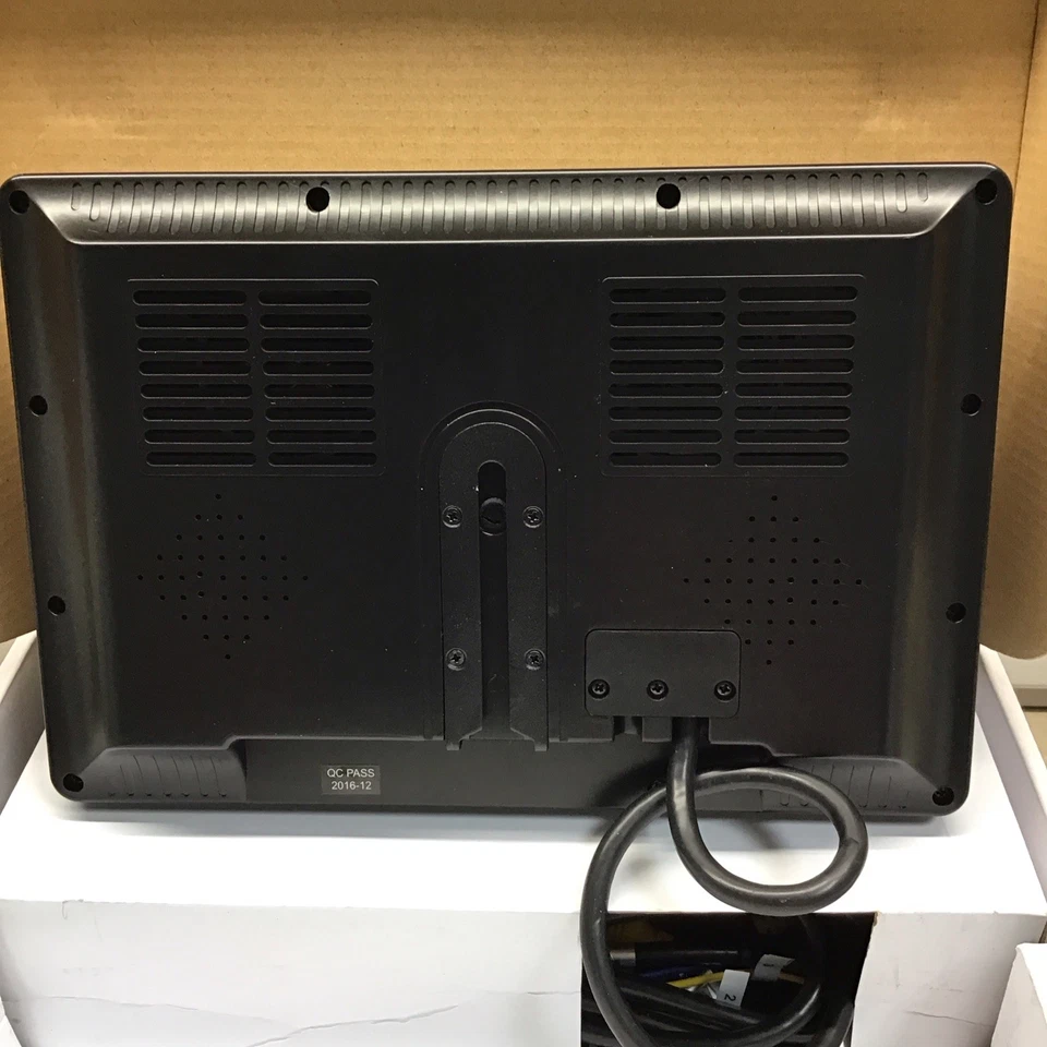 9" Digital  4PIN Rear View Camera Color Monitor For RV With Remote. 4 Channels - Image 3 of 4