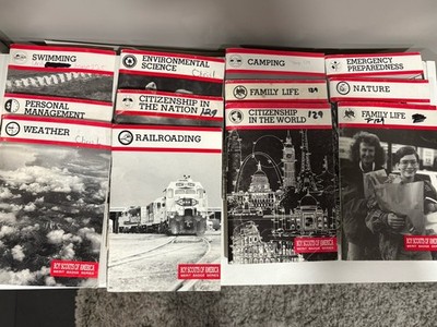 Boy Scouts Of America Lot 12 Merit Badge Series Books Scout Handbook 1H92