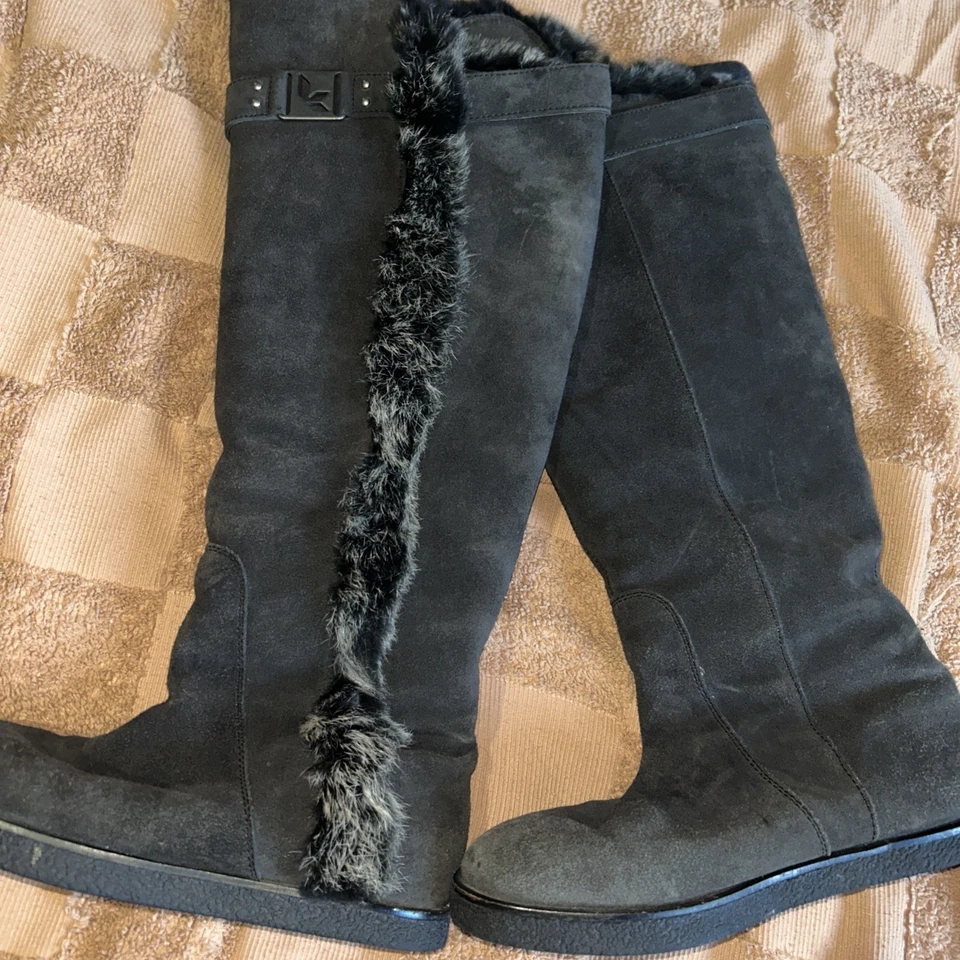 Koolaburra 女式皮草靴 8 码 — 第 2/3 张图片