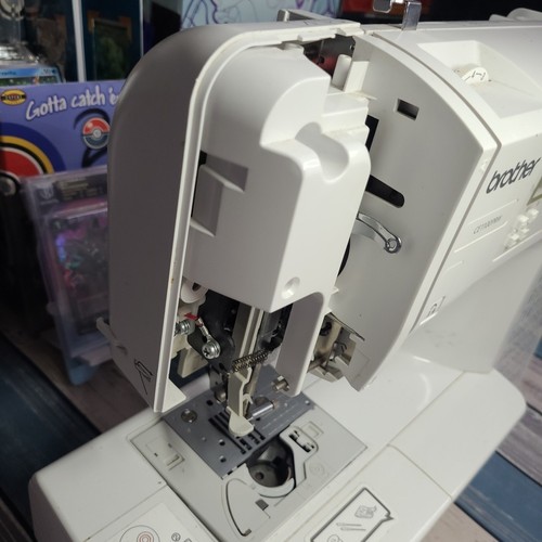 Brother CE1100PRW Computerized Sewing Machine Project Runway Limited Ed NO PEDAL - Picture 5 of 17