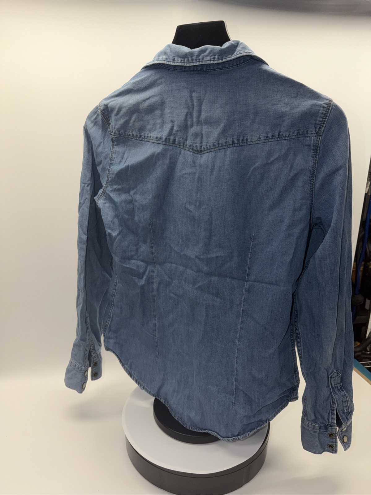 Gap Jean Jackets Size Small - image 3