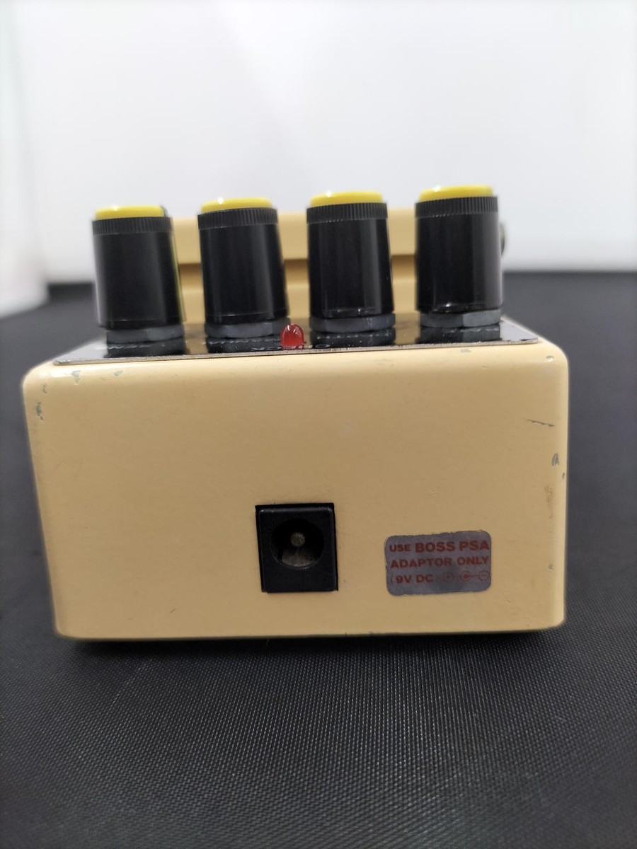 BOSS AW-2 Effector Auto Wah Guitar Effect Pedal From Japan