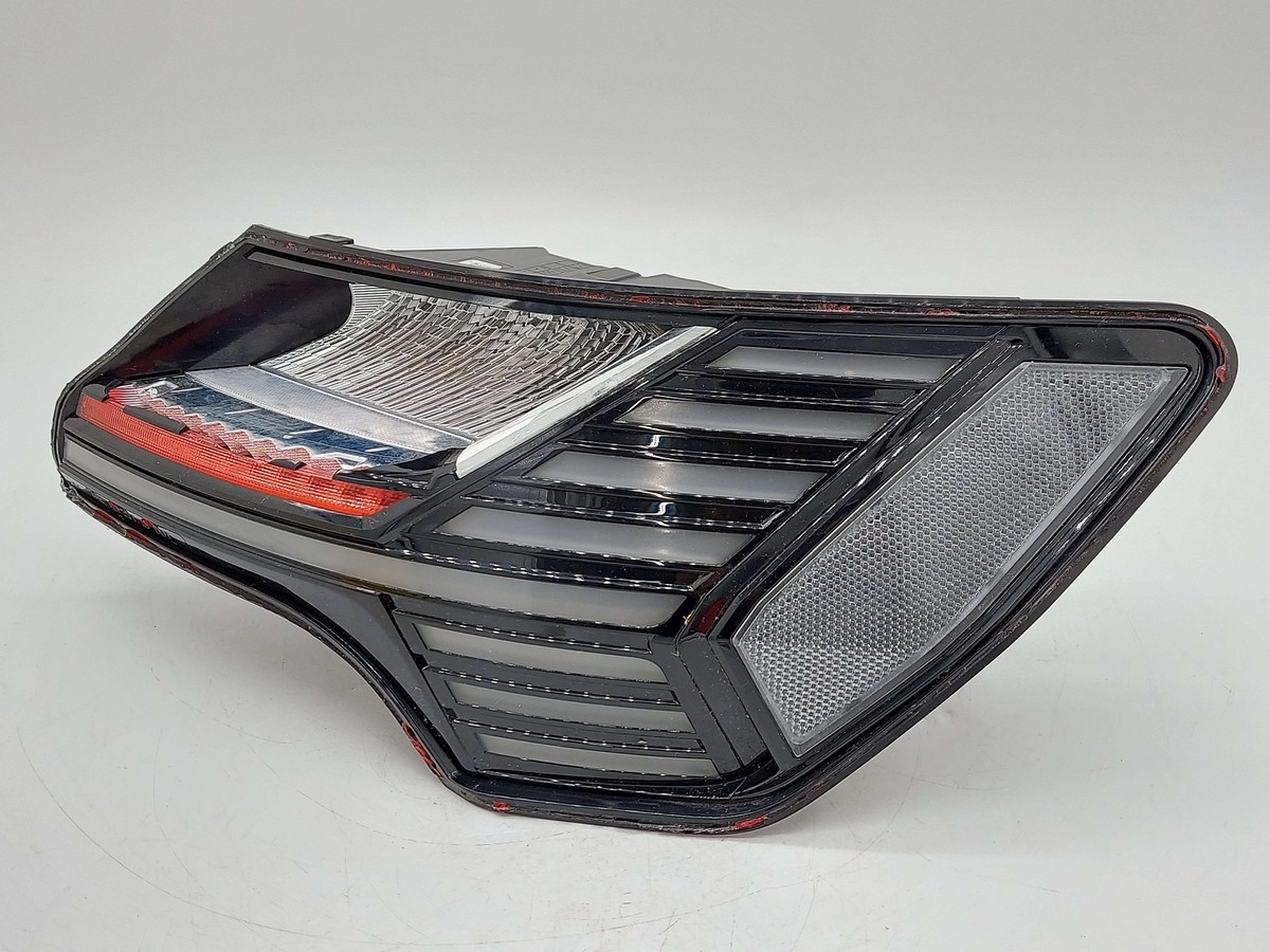 2023 Audi Q8 E-Tron Quattro RH Right LED Tail Light 4KE945092E