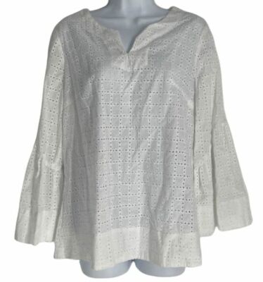 $100 Neiman Marcus Women's White Notch-Neck Long-Sleeve Eyelet Lace Top Size 8