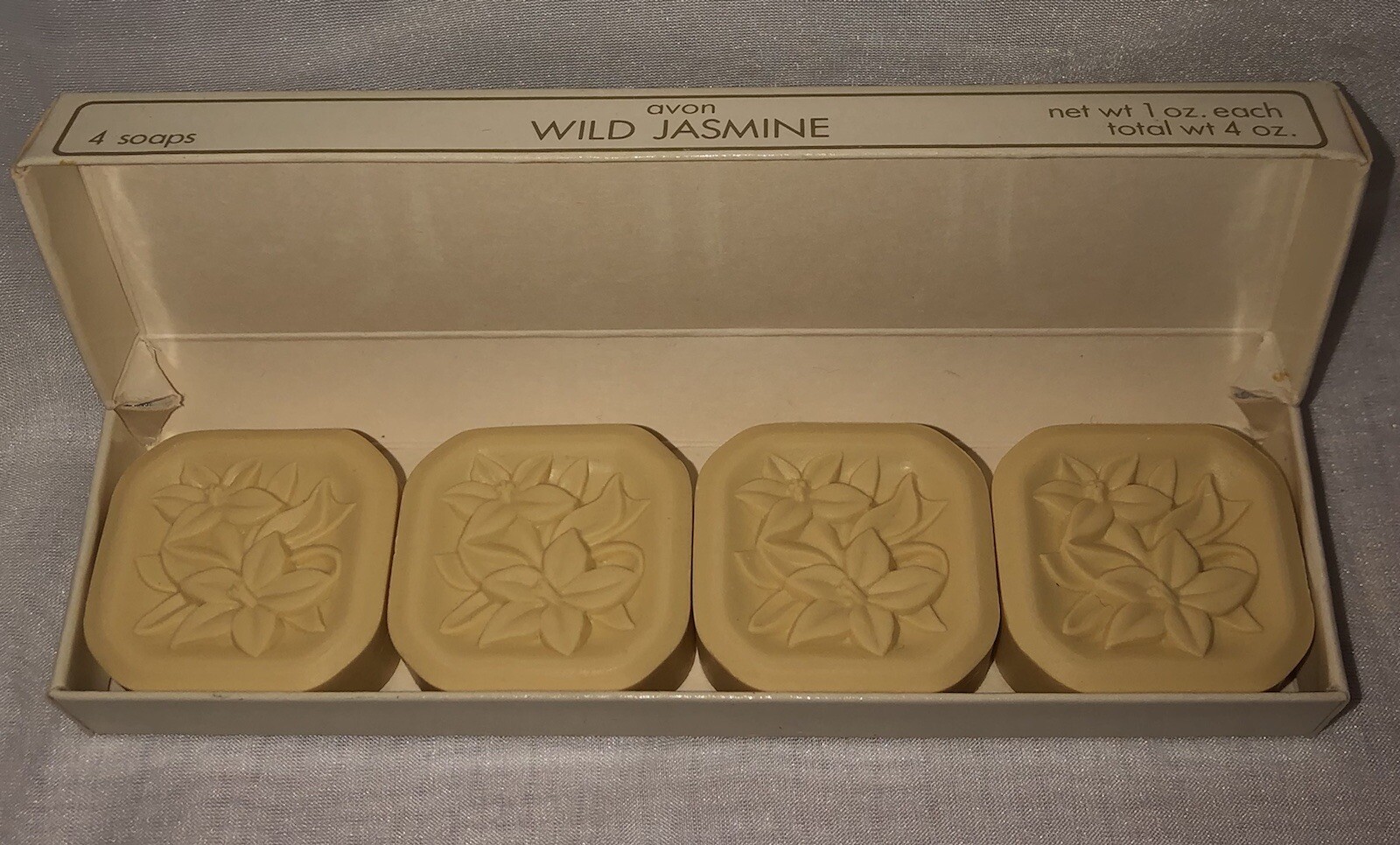 NEW-OLD STOCK Vintage 1983 Avon 4-PC “WILD JASMINE” Floral Boxed Soaps 1 oz./ea