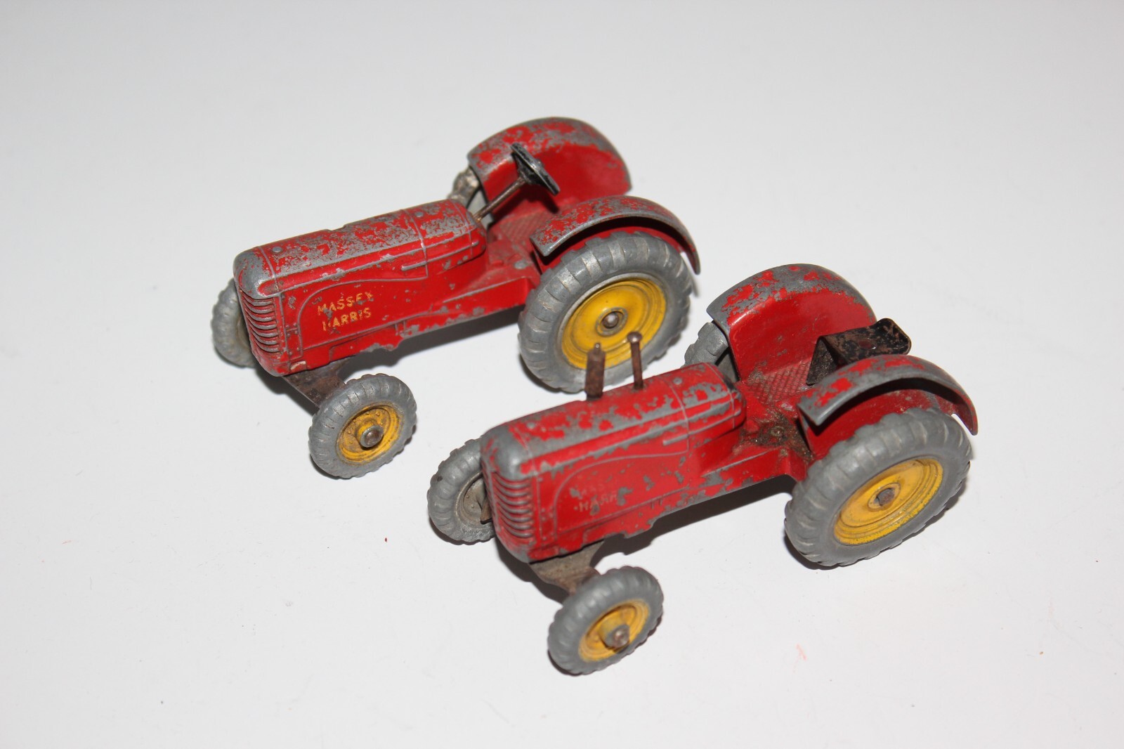 Dinky 300, Massey Harris Tractor - Free Price Guide & Review