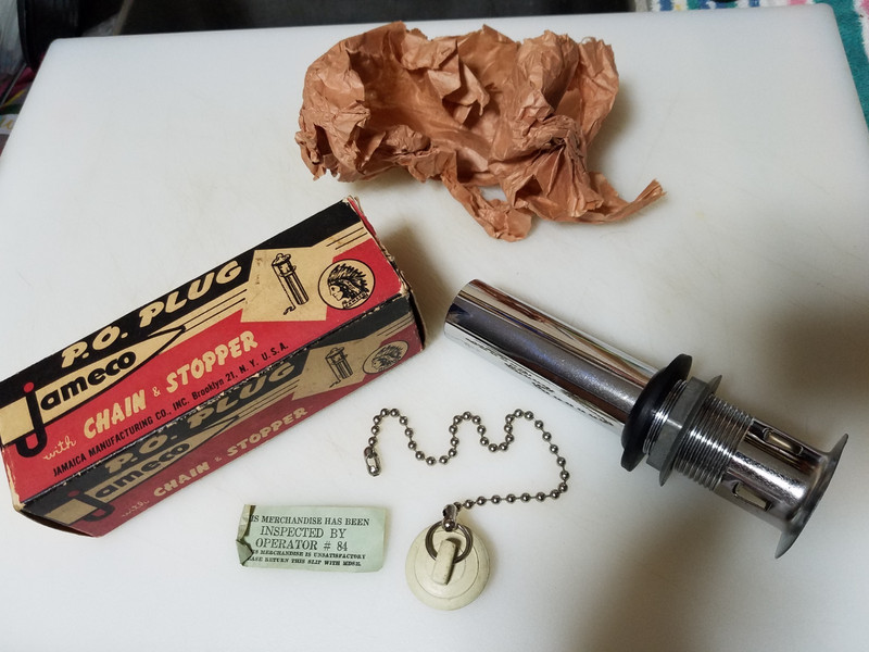Vintage Jameco chrome P.O. Plug with chain & stopper, 1-1/4" x 5" w/original box