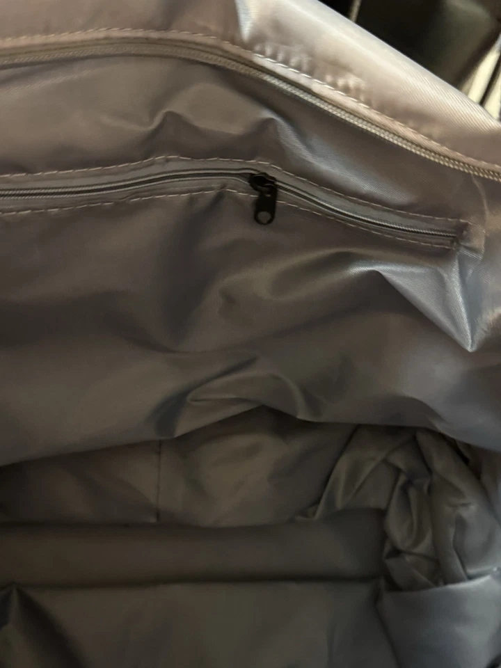 Overnight Bag With Wheels - Image 3 of 4