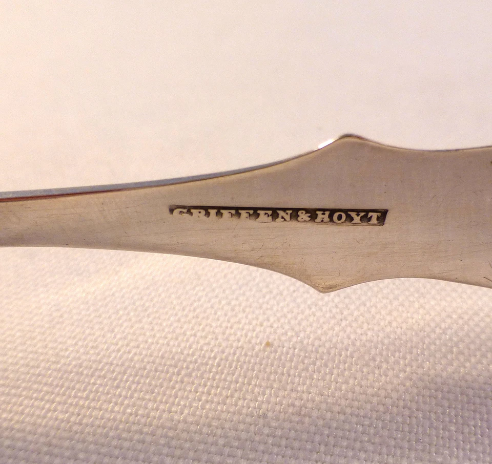 Cesta de Flores Moneda Plata Pinzas Grandes-6 1/2" Griffin & Hoyt, Nueva York, Nueva York Foto 4 de 4