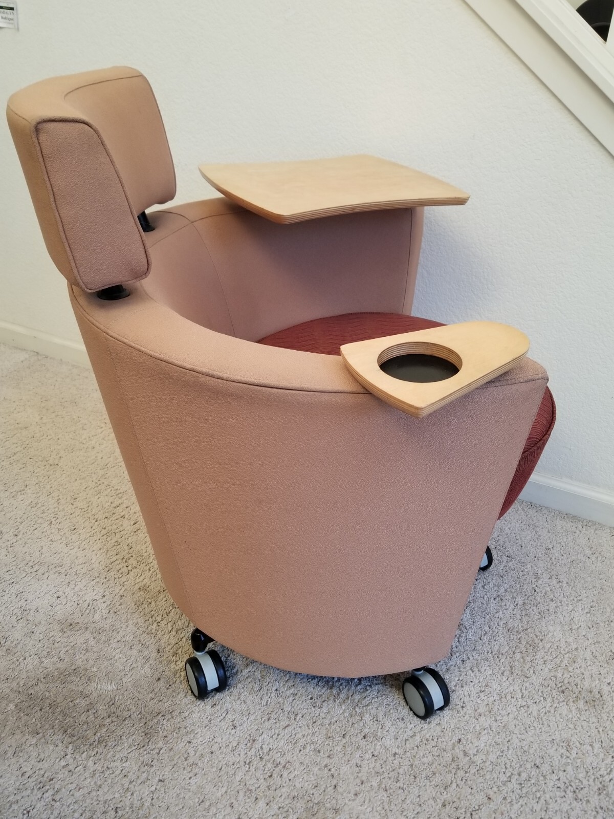 Haworth Hello Seating, mobile lounge / office / gaming / homework