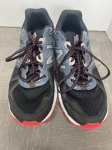 Herren New Balance 670v1 Laufen Sportschuhe 12 gebraucht, in einwandfreiem Zustand