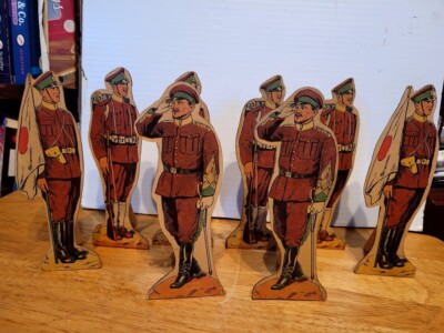 8 SELDOM SEEN VINTAGE 1930'S MARCA STELLA JAPANESE PAPER TOY SOLDIERS