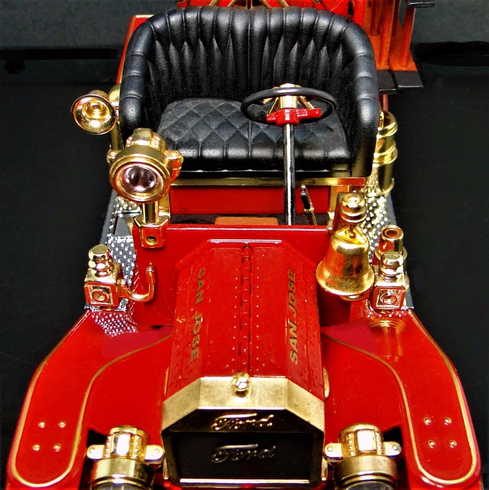 Ford Fire Engine Truck Vintage Classic Antique Pickup Red Metal Model Car Promo - Image 3 of 4