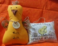 Primitive Peep /Folk Art/Farmhouse/ with Ornie/Tuck/Peg Hanger