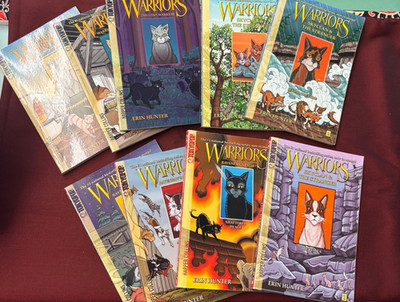 Lot of 9 - Warriors Managa Paperbacks - By Erin Hunter
