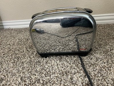 Sunbeam 2-Slice Chrome Toaster TSSBTR2S2 Toast Logic Variable Browning Control
