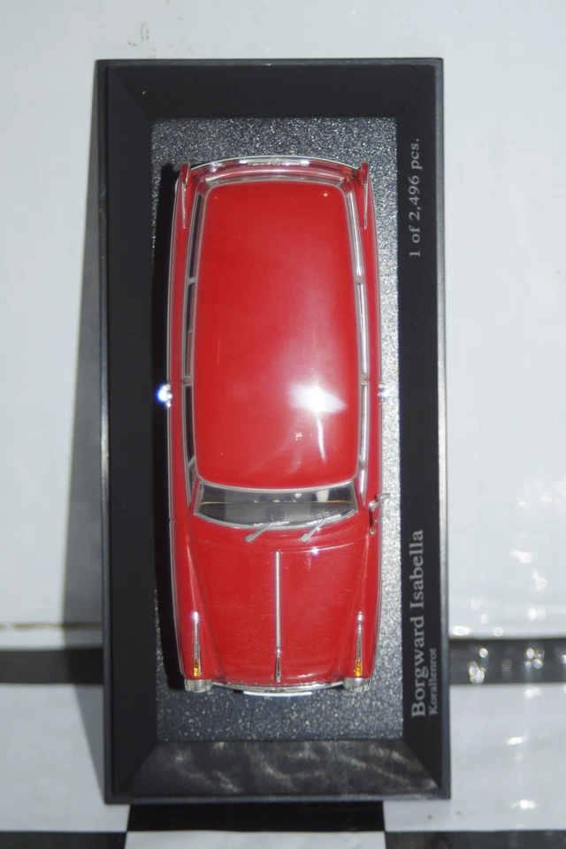 Minichamps Borgward Isabella 1958 in red 1:43 ref 400 096010 - Image 2 of 4
