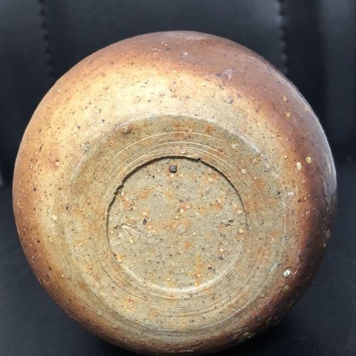 Bizen Ware Vase Antique Japanese Pottery 8.3in Elegant Scenic Design Used Pre-Ow - Picture 5 of 7