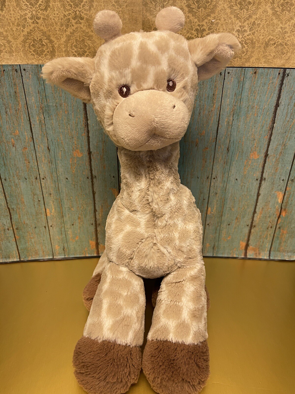 ebba giraffe