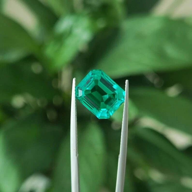Hydrothermal Emerald Gemstone Octagon Cut Shape Gemstone For Jewelry Making - Image 4 of 4