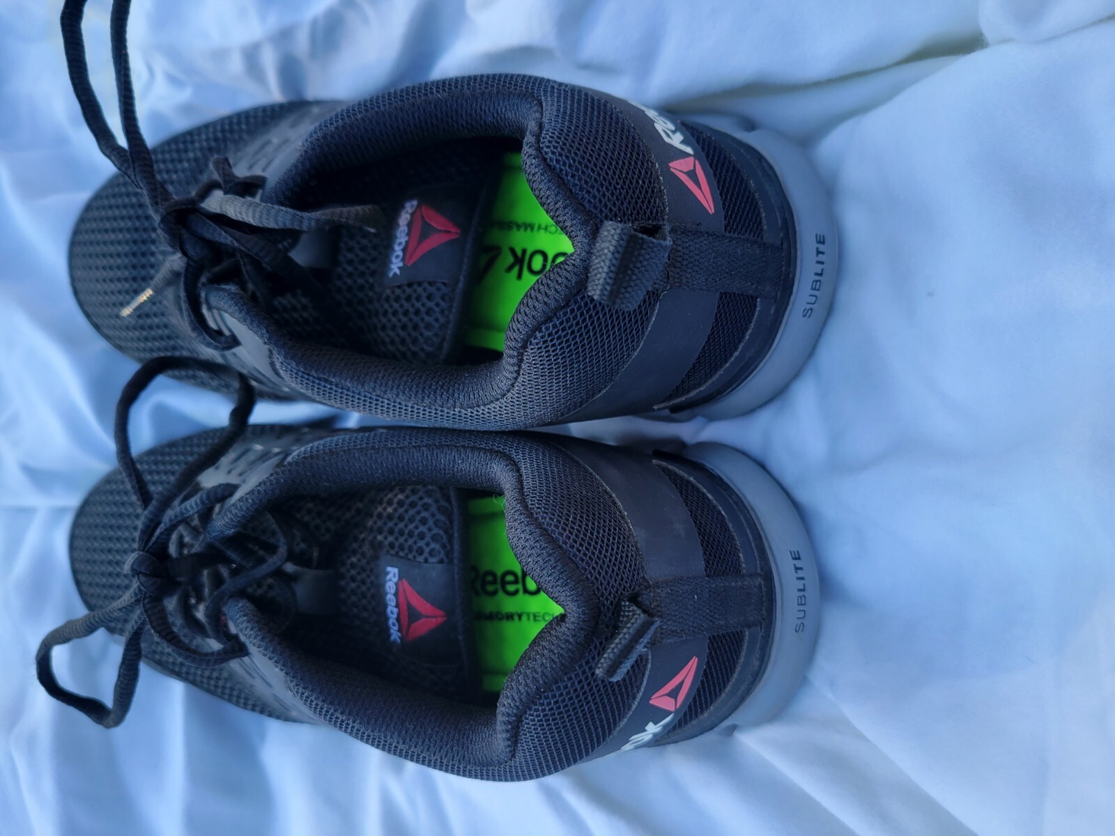 reebok alloy toe shoes