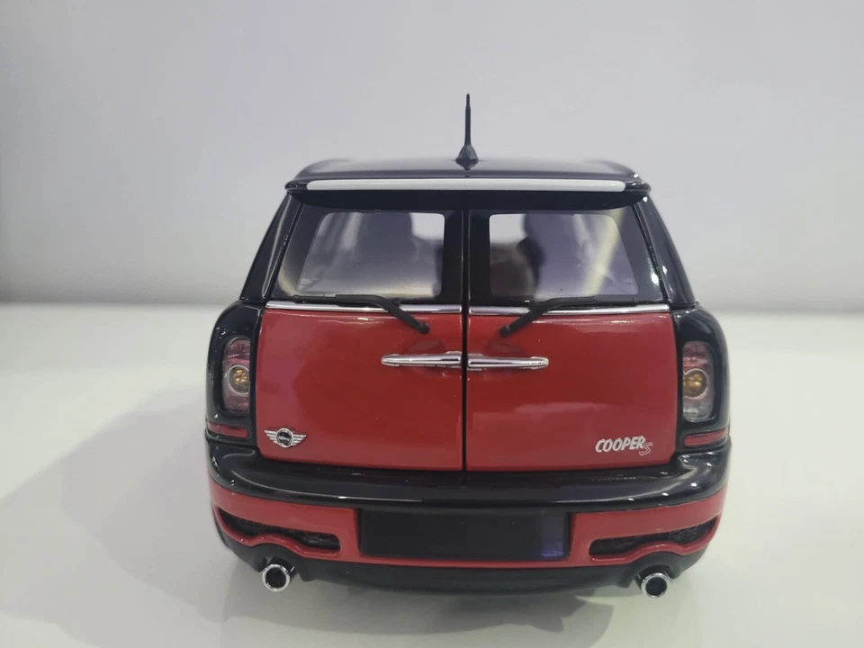 2007 Kyosho MINI CLUBMAN,  1:18, COME NUOVA, offerta last minute - Immagine 3 di 4