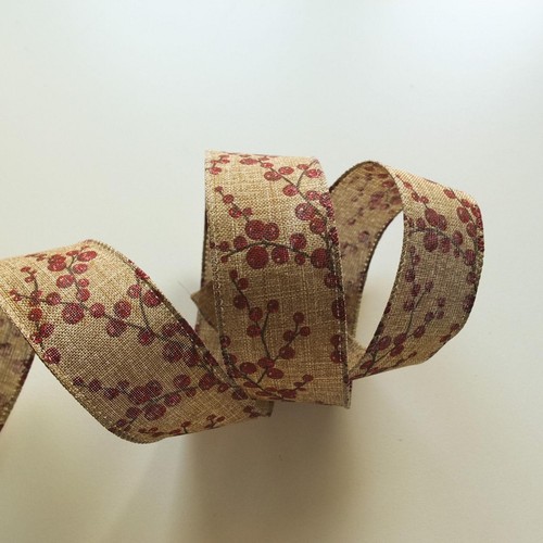 Wired Ribbon with Glitter red berry print - 38mm wide jute burlap look Christmas - Picture 3 of 3