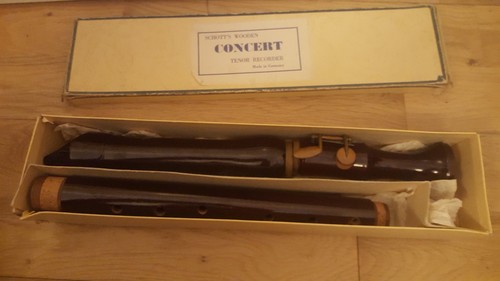 schott's brown wooden concert tenor recorder germany boxed