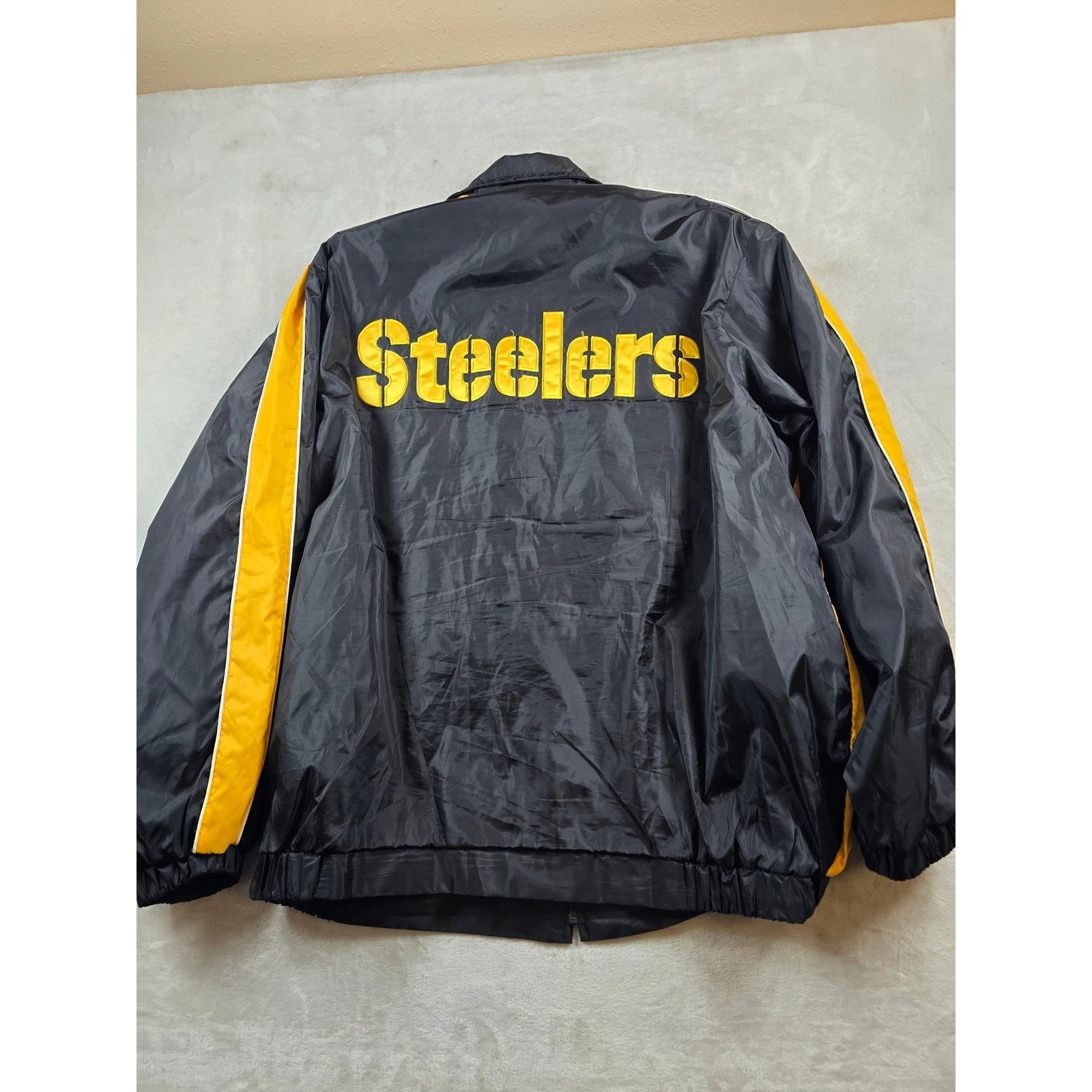 NFL Steelers Windbreaker Jacket Mens 2XL Black Yellow Polyester G-III Apparel - product detail image 3