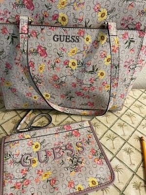 Guess Light Beige Floral Tote with Wristlette AA948125 New without Tags