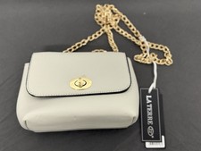 LA TERRE White Pebbled Shoulder Bag Gold Chain Strap Hardware for Women