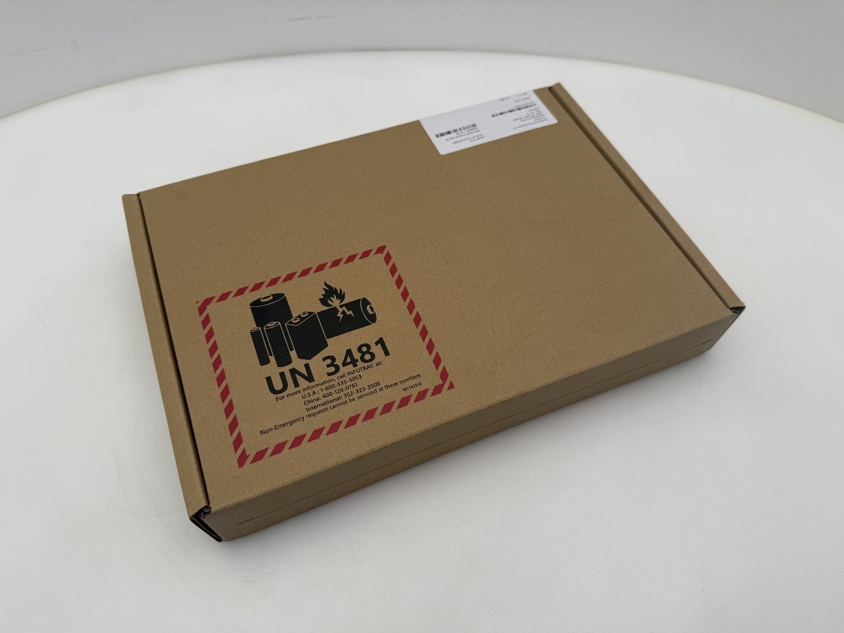 Microsoft Surface Pro 12 (2025) 12