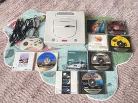 SEGA Saturn Bundle HST-3220 NTSC-J + 5 Games