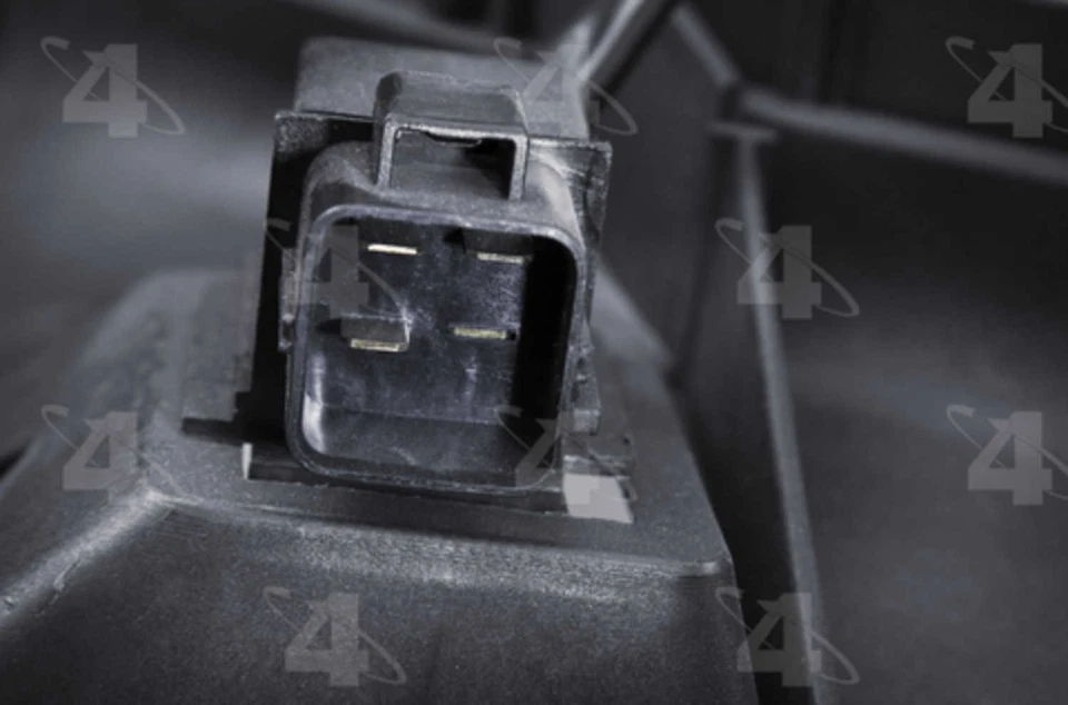 Conjunto de ventilador de refrigeración del motor para Ram 1500 2011-2012 cuatro estaciones Foto 3 de 3