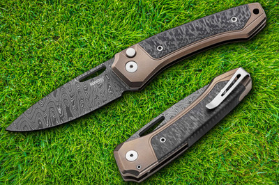 LionSTEEL Twain Folding Knife 3.13'' Damascus Steel Blade Titanium/CF Handle