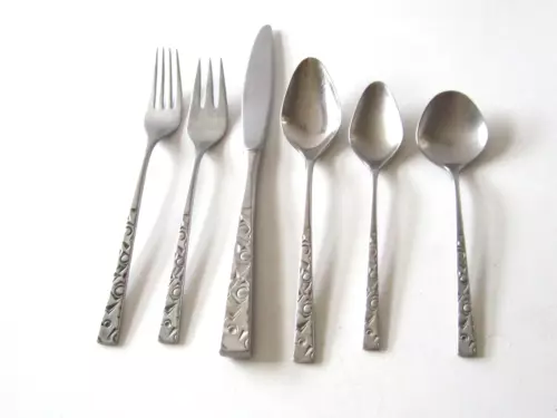 Navaho (Navajo) Pattern  Stainless 1960 Mid Century  5 Pc Place Setting + Sugar