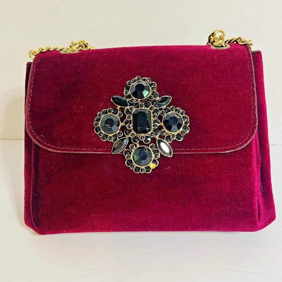 Bebe Hepburn Crossbody Velvet Bag - Image 4 of 4