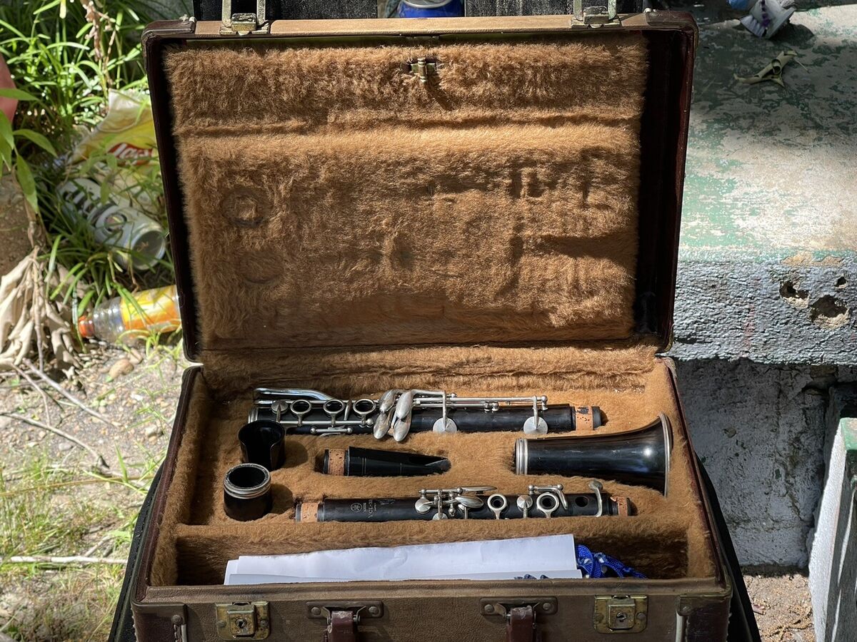 Yamaha YCL-32 clarinet Excellent Condition With Case And Accessories￼