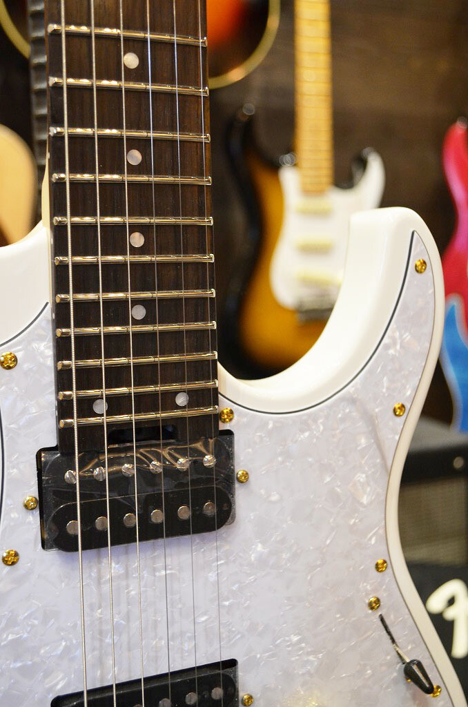 GrassRoots G-SNAPPER DX Snow white ST type Electric Guitar
