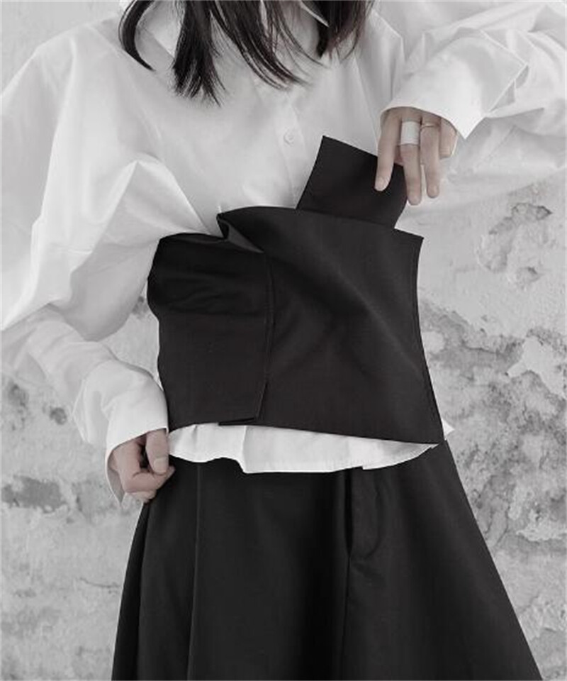 Japanese women display picture 2