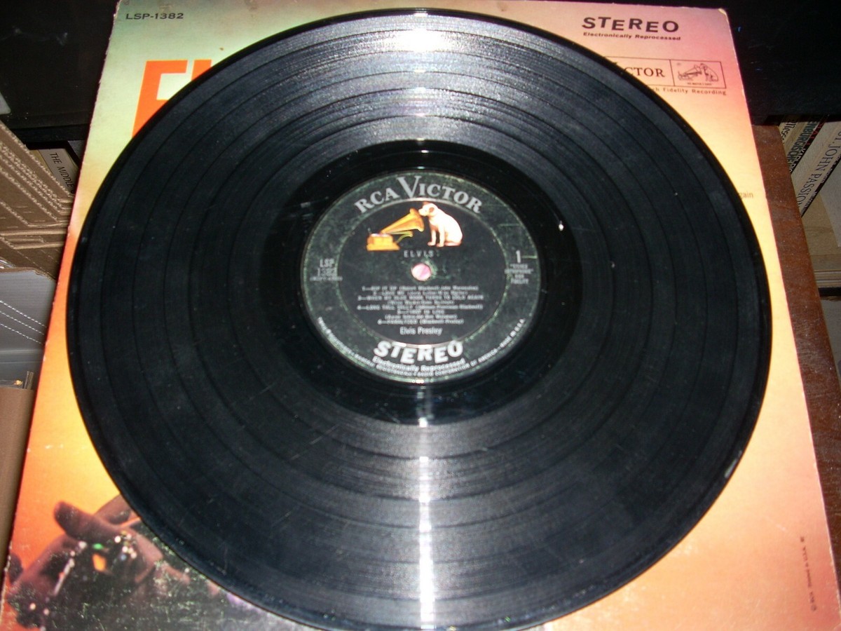ELVIS PRESLEY self titled ( rock ) rca LSP 1382 stereo - VERY RARE