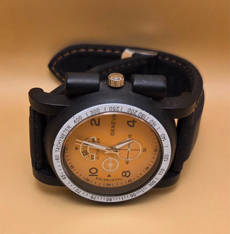 Отличное состояние Geneva унисекс часы работает отлично - Изображение 3 из 3