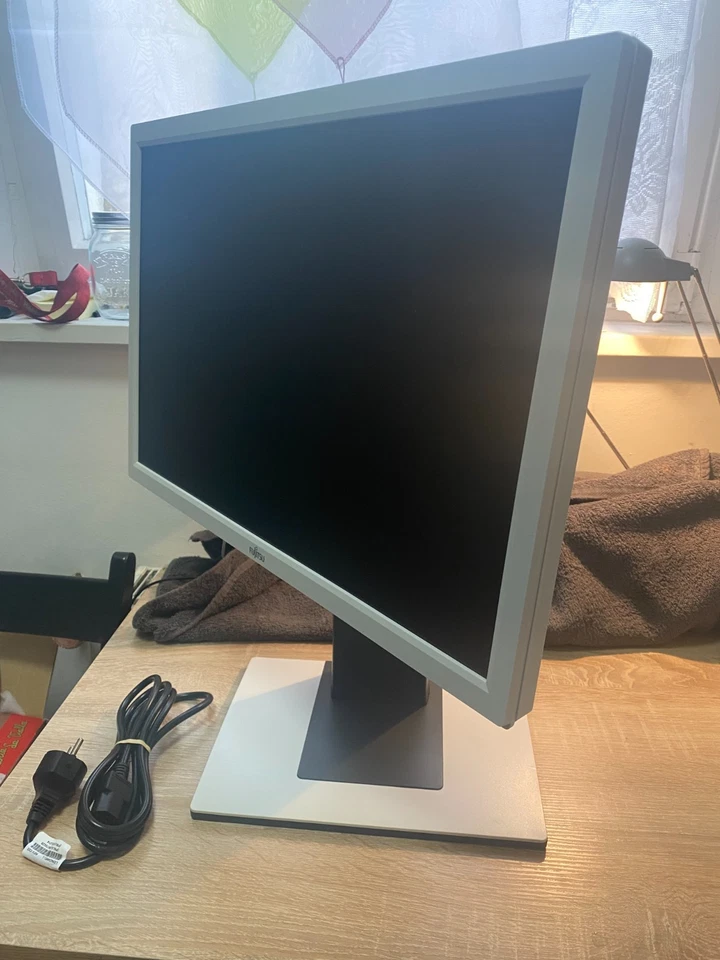 Fujitsu B22W-5 ECO 22" Monitor – geprüft, sehr guter Zustand, DGUV geprüft - Bild 4 von 4