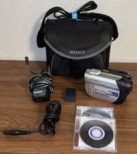 SONY HANDYCAM Handheld Video Camera DCR-DVD108 w/ Travel Bag SEE DESCRIPTION