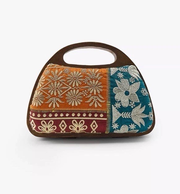 ZARA MUJER NUEVO CON ETIQUETAS SS25 BORDADO CAJA MADERA BOLSO CLUTCH 0024/201/330