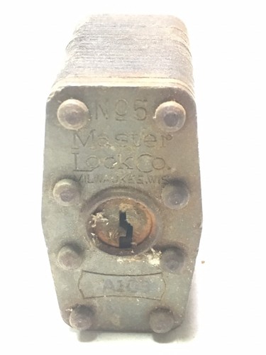 Vintage Master Lock No 5 Short Shackle w/ Original Matching Numbers Key A103 - Picture 6 of 12