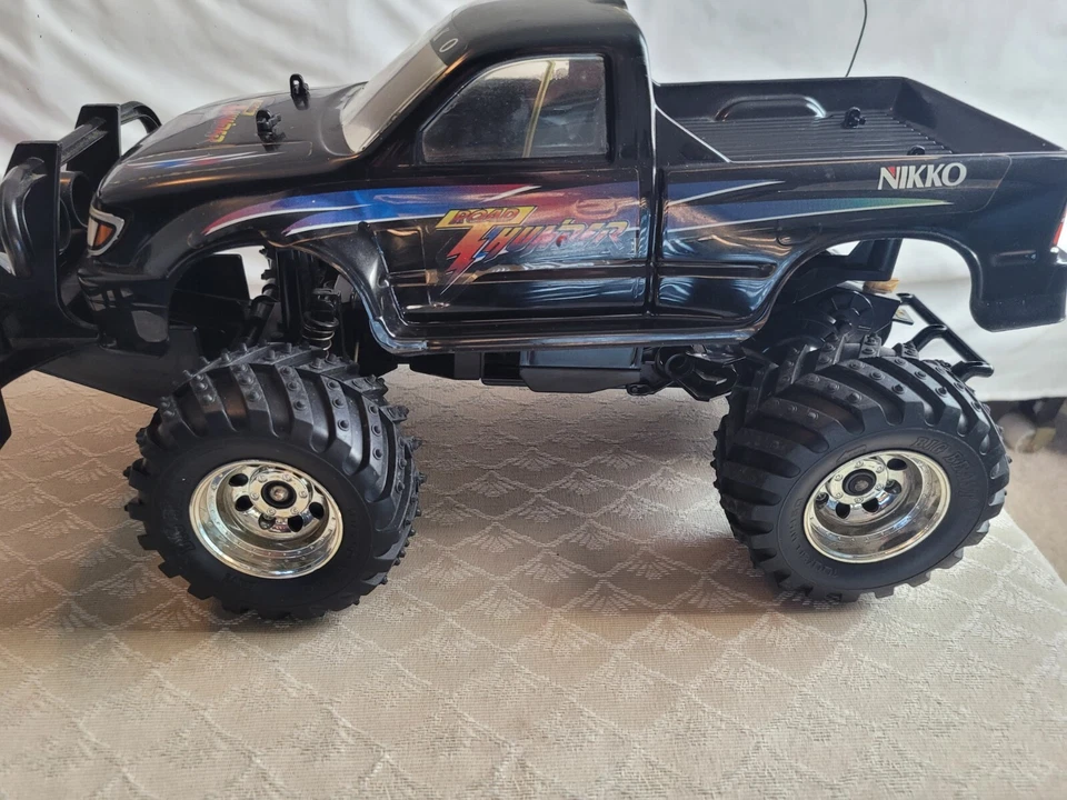 Винтажный 90-х Nikko черный Tacoma без коробки зарядное устройство аккумулятор полностью функциональный оригинальный - Изображение 4 из 4