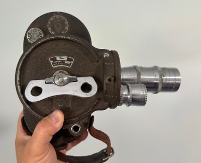 Bell & Howell Filmo 16mm Camera 70 DE with Lenses Works Lenses
