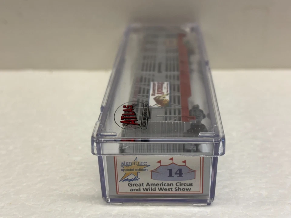 N Scale Micro Trains MTL Lowell Smith's Atlas Great American Circus Stock Car 55 - Image 3 of 4